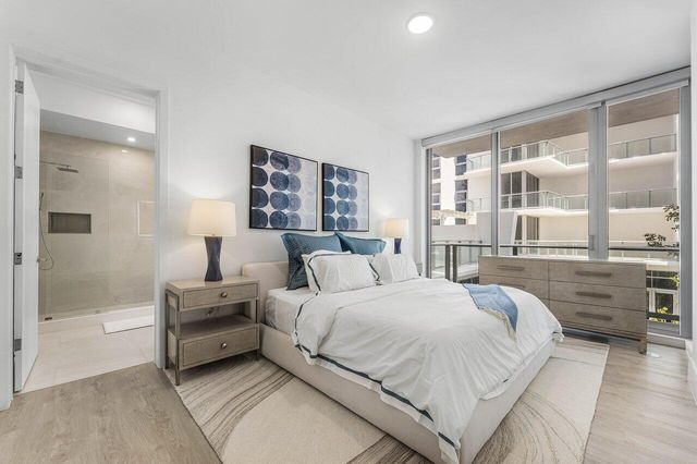 220 LAKE SHORE Drive 702, Lake Park, FL 33403