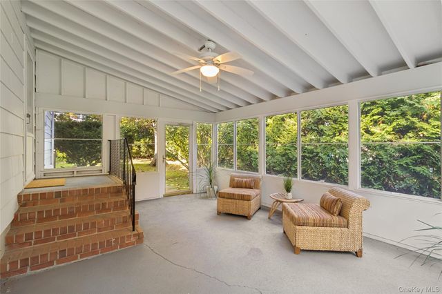 16 Primrose Lane, Aquebogue, NY 11931