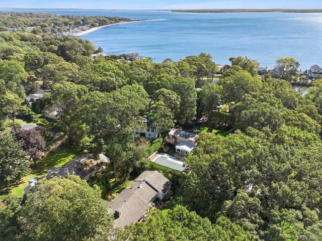 16 Primrose Lane, Aquebogue, NY 11931