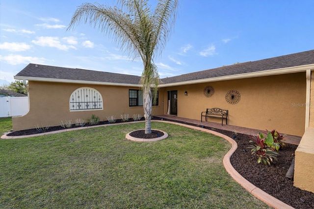 7051 LEXINGTON CIR, Brooksville, FL 34602