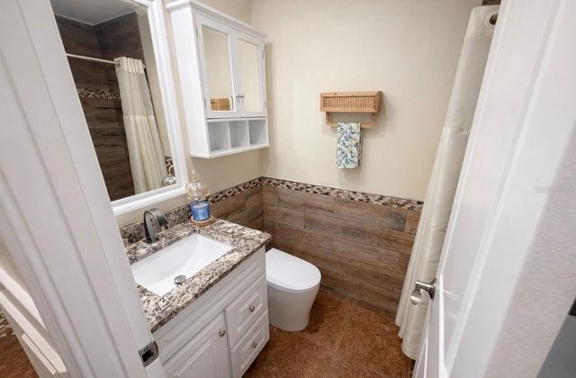 7051 LEXINGTON CIR, Brooksville, FL 34602