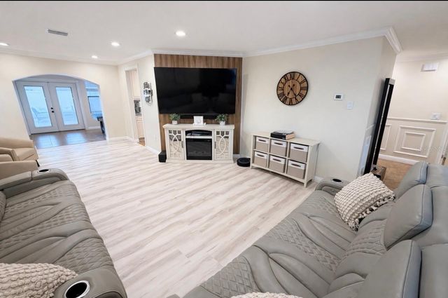 7051 LEXINGTON CIR, Brooksville, FL 34602