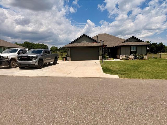 1922 Eli Avenue, Tuttle, OK 73089
