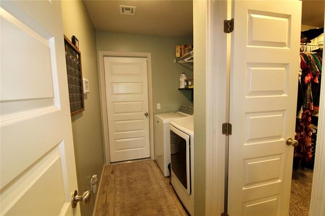 1922 Eli Avenue, Tuttle, OK 73089