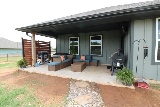1922 Eli Avenue, Tuttle, OK 73089
