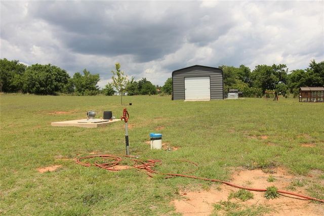 1922 Eli Avenue, Tuttle, OK 73089