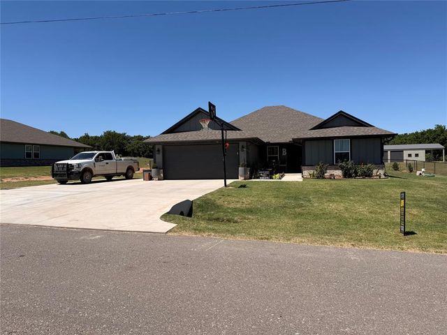 1922 Eli Avenue, Tuttle, OK 73089