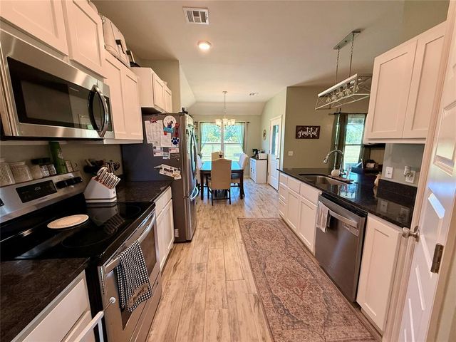 1922 Eli Avenue, Tuttle, OK 73089