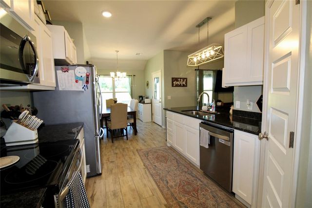 1922 Eli Avenue, Tuttle, OK 73089