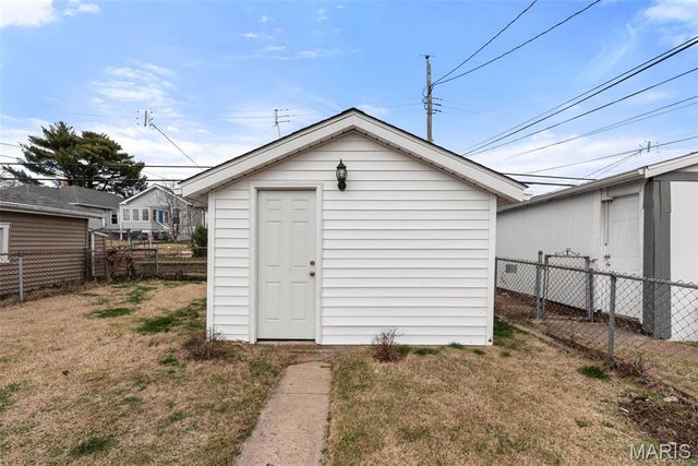 5705 Devonshire Avenue, St Louis, MO 63109