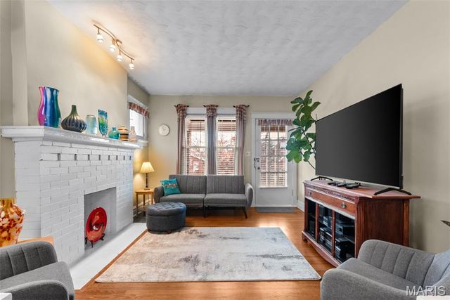 5705 Devonshire Avenue, St Louis, MO 63109