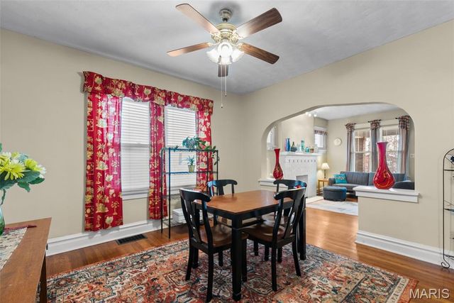 5705 Devonshire Avenue, St Louis, MO 63109