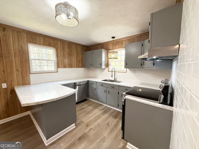 403 Broxton Lane, Manchester, GA 31816