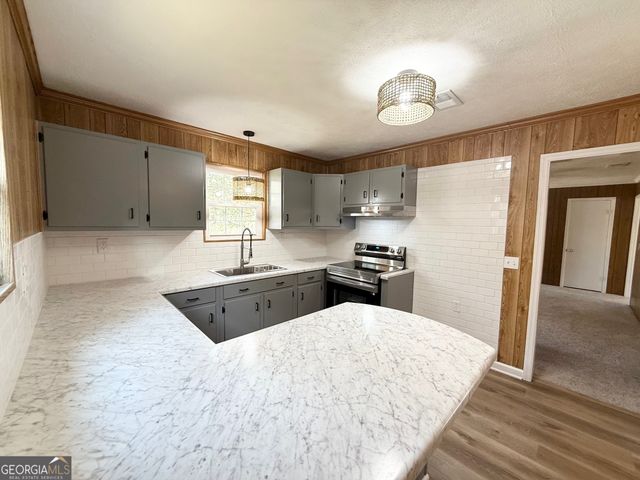 403 Broxton Lane, Manchester, GA 31816