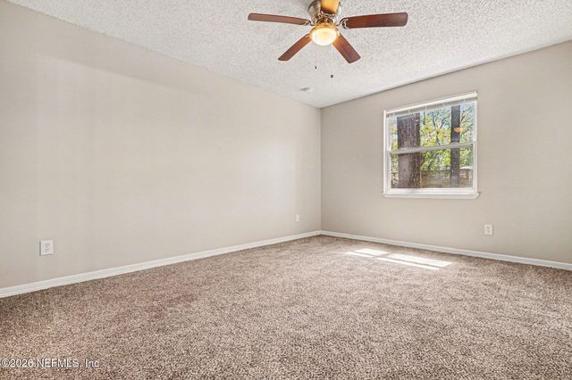 2709 PINEWOOD Boulevard N, Middleburg, FL 32068