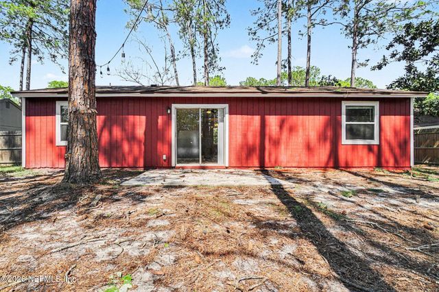 2709 PINEWOOD Boulevard N, Middleburg, FL 32068