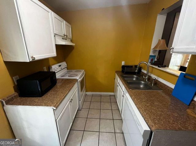 1059 Hampton Street, Atlanta, GA 30318