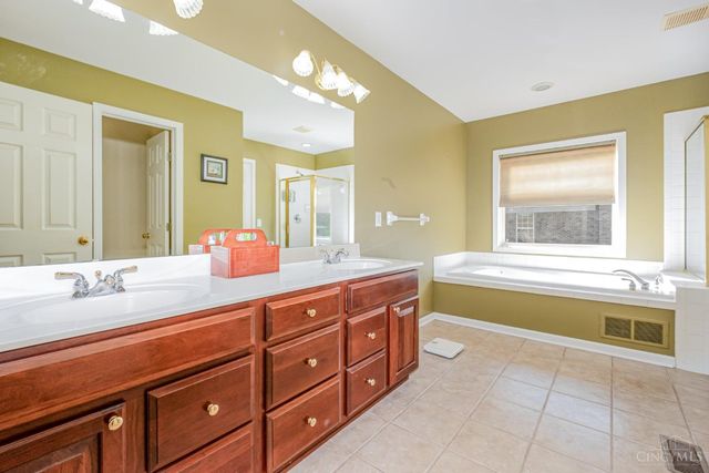 1030 Westchester Way, Union Twp, OH 45244