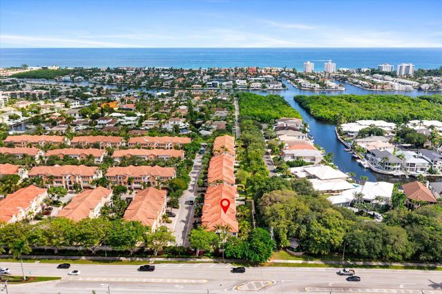 604 NE Francesca Lane, Boca Raton, FL 33487