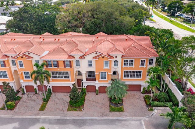 604 NE Francesca Lane, Boca Raton, FL 33487