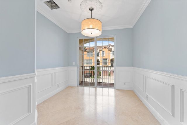 604 NE Francesca Lane, Boca Raton, FL 33487