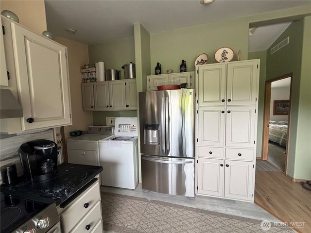 1171 Ray Hicks Street, Raymond, WA 98577