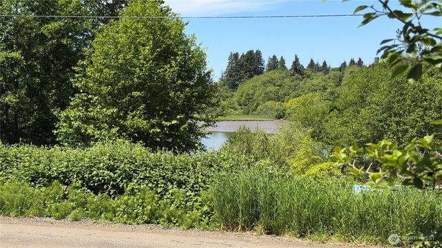 1171 Ray Hicks Street, Raymond, WA 98577
