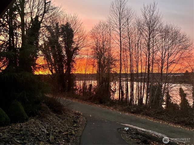 1171 Ray Hicks Street, Raymond, WA 98577
