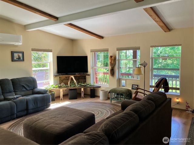 1171 Ray Hicks Street, Raymond, WA 98577