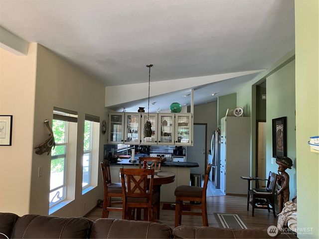 1171 Ray Hicks Street, Raymond, WA 98577