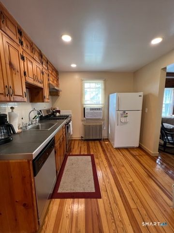 243 Harbor Street, Branford, CT 06405