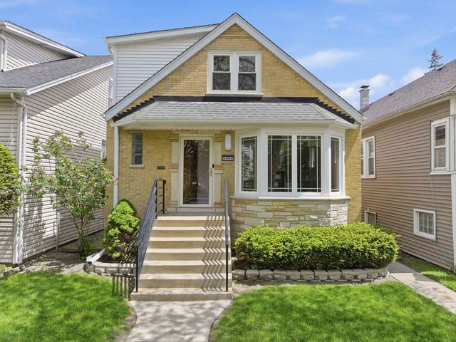 4903 N Moody Avenue, Chicago, IL 60630