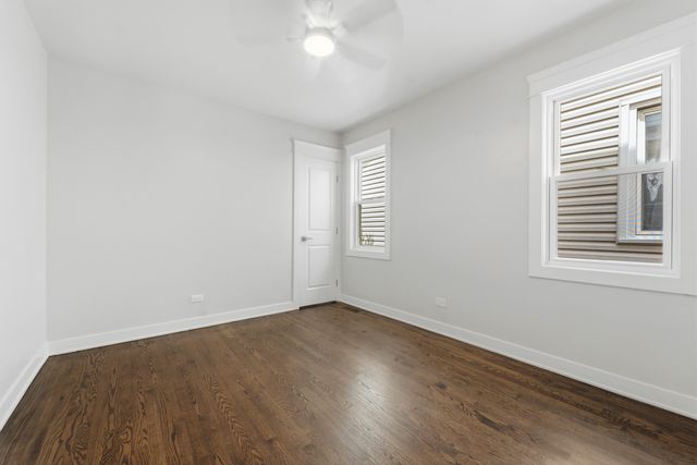 4903 N Moody Avenue, Chicago, IL 60630