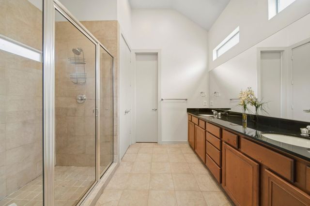 4036 Center Street, Houston, TX 77007