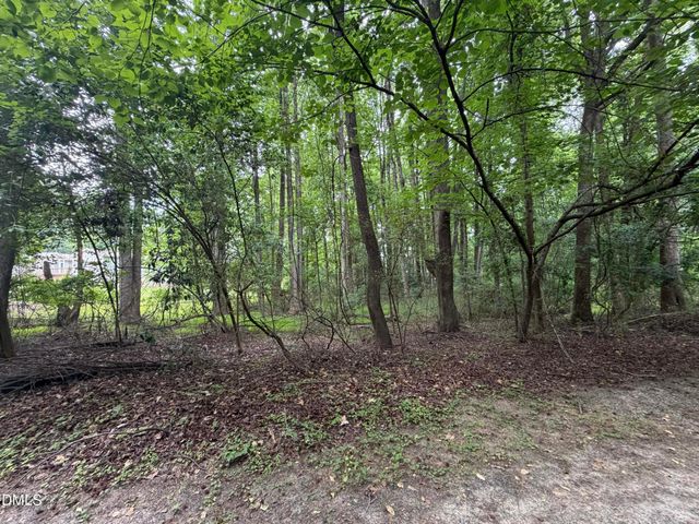 5140 Commission Drive, Holly Springs, NC 27540