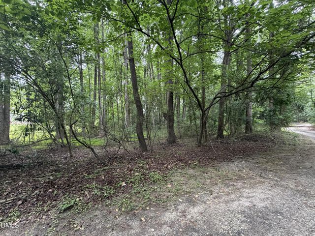 5140 Commission Drive, Holly Springs, NC 27540