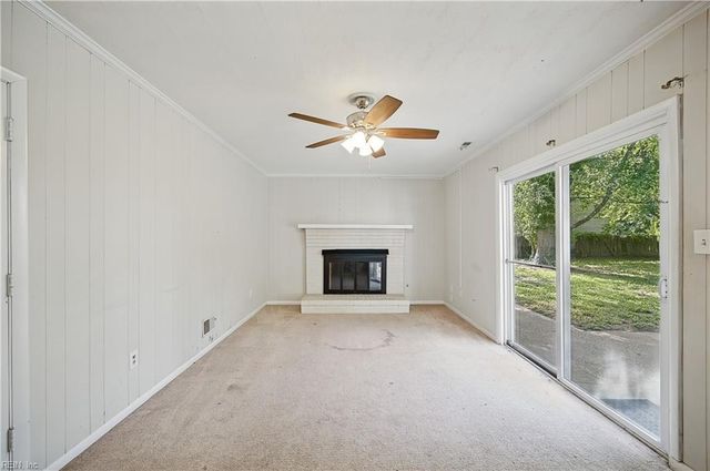 5 Bennett Farm Rd RD, Poquoson, VA 23662