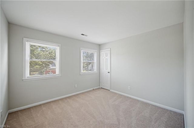 5 Bennett Farm Rd RD, Poquoson, VA 23662