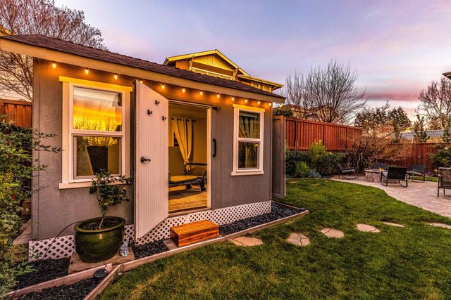 1384 Buckhorn Creek Rd, Livermore, CA 94550