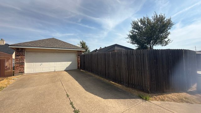 1422 Windmill Lane, Mesquite, TX 75149