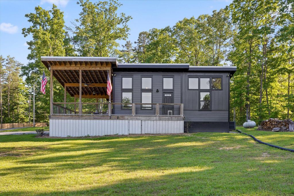 203 Lombardi Road, Soddy Daisy, TN 37379
