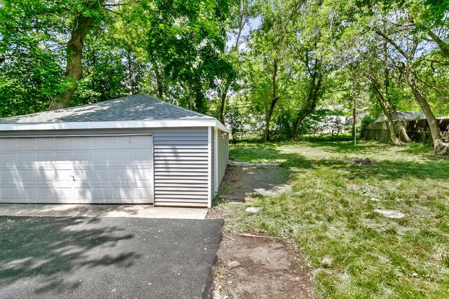 5301 Pistakee Drive, Johnsburg, IL 60051