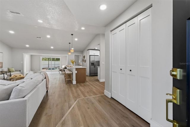 7833 BRISTOL COURT, St Petersburg, FL 33709