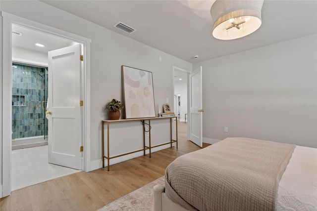 7833 BRISTOL COURT, St Petersburg, FL 33709