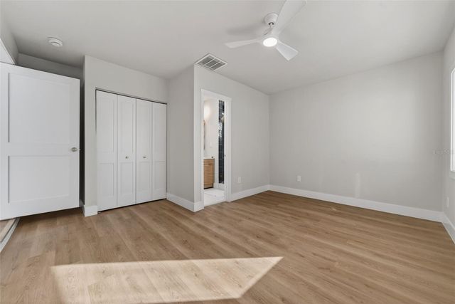 7833 BRISTOL COURT, St Petersburg, FL 33709