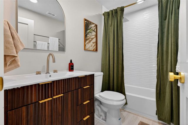 7833 BRISTOL COURT, St Petersburg, FL 33709