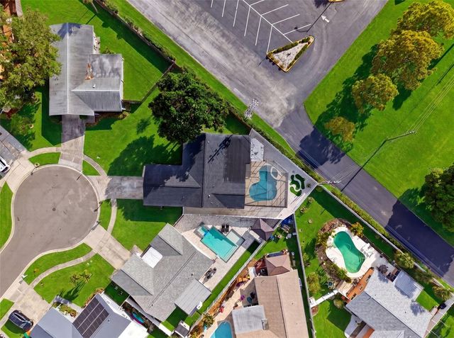 7833 BRISTOL COURT, St Petersburg, FL 33709