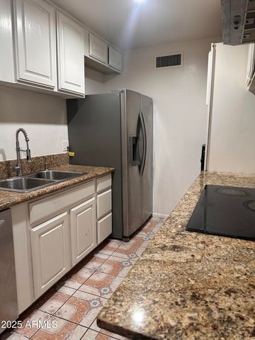 4232 W CITRUS Way, Phoenix, AZ 85019