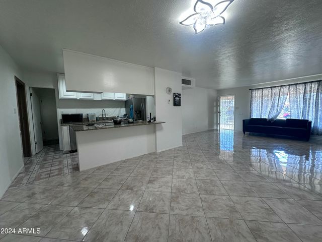 4232 W CITRUS Way, Phoenix, AZ 85019