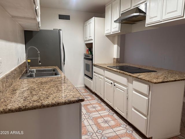 4232 W CITRUS Way, Phoenix, AZ 85019